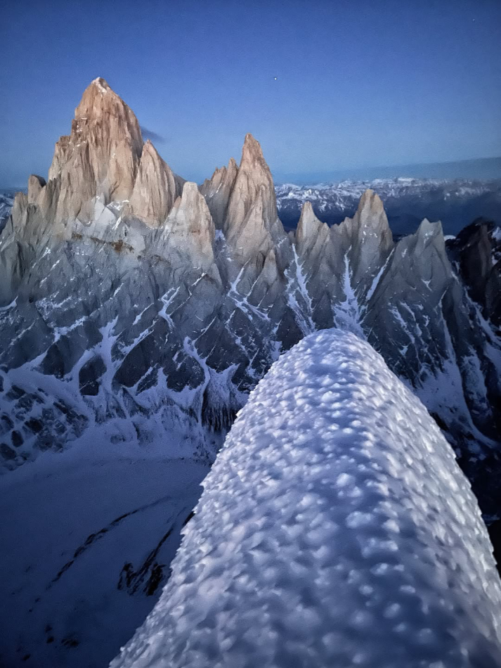 Colin Haley, Aguja Standhardt, Patagonia, Alpinismo, Escalada