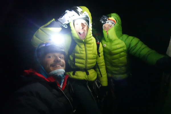 Patagonia. Apertura de Gringos Locos, 27 largos, 7a/A2, Cerro Pergiorgio, por el CAI Eagle Team