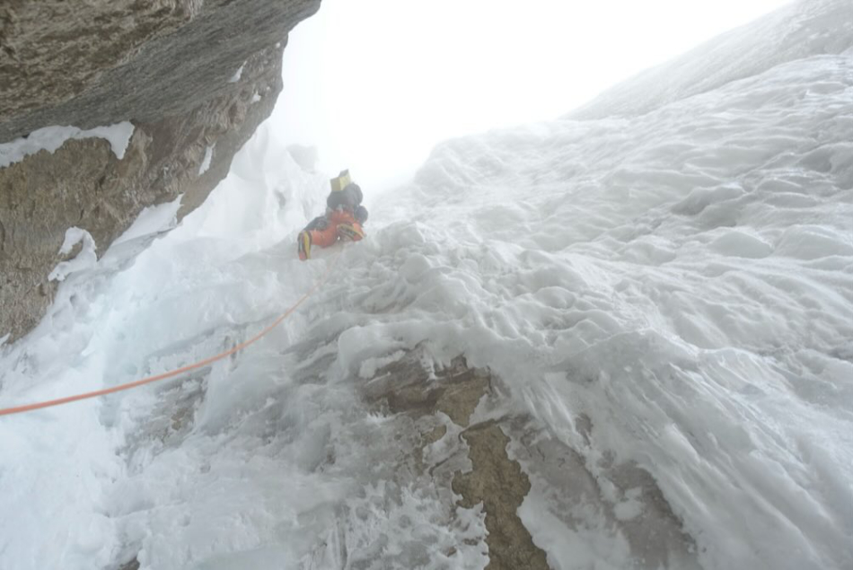 Tom Livingstone y Gasper Pintar, apertura en Mt. Dickey, Alaska. Foto: Tom Livingstone