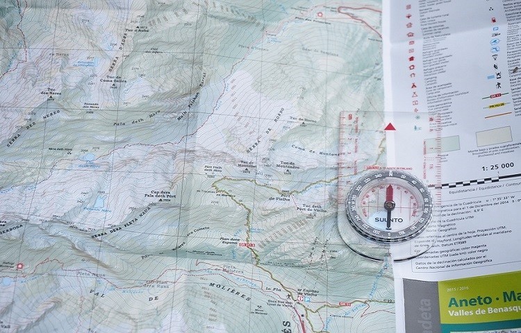 Senderismo, Trekking, Seguridad, Nieve, Raquetas, Invernal, Invierno,  Consejos, Preparación, Precauciones