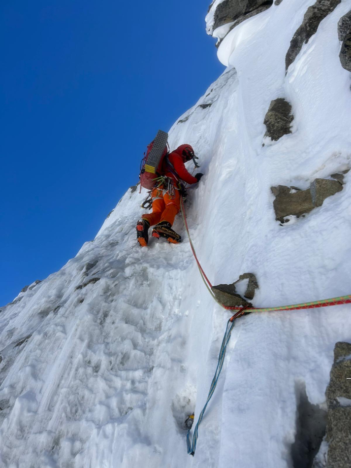Tumladen Sar, Karakorum, Alpinismo, Expediciones