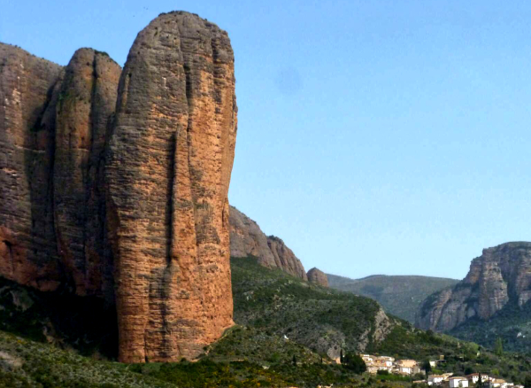 1º actividad del reconstituido GAME: Riglos, del 13 al 15 de junio, Encuentro Anual de Escalada