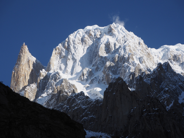 Karakorum: 1ª a la cara SE del Hunza Peak para Radoslav Groh y Zdeněk Hák