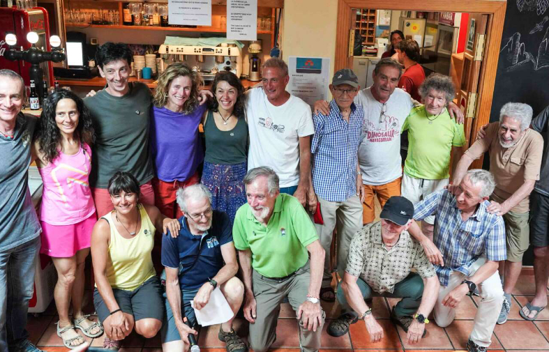 Más de 100 personas participan en Riglos en la recuperada Reunión de Escalada del GAME