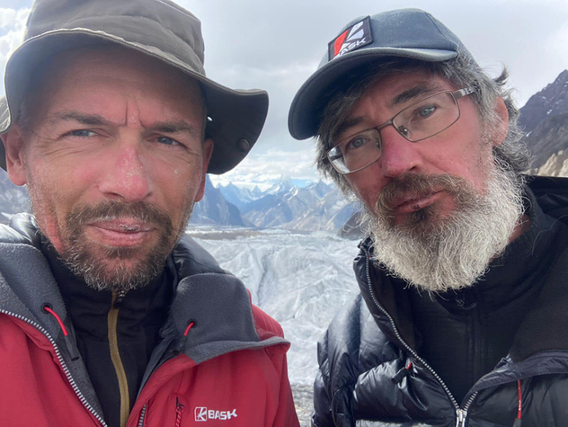 Sergey Nilov, Dmtri Golovchenko, Gasherbrum IV, Rescate