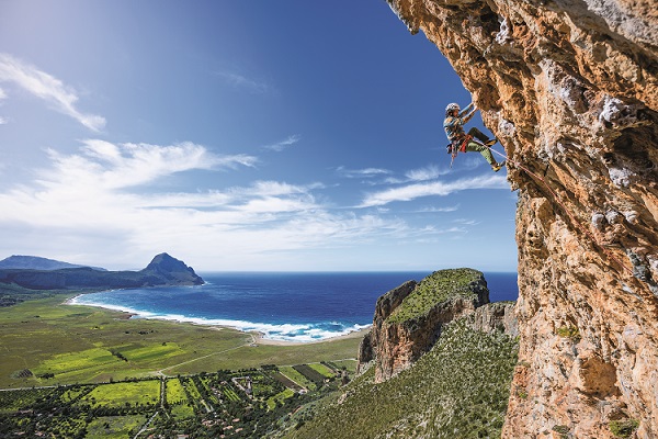 Nueva gama de arneses Petzl para 2025: descubre las novedades