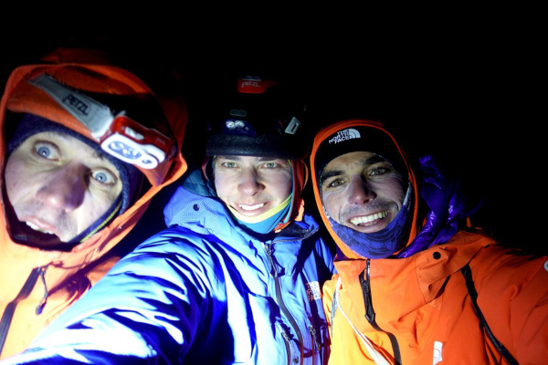 Vídeo. Apertura De l’Or en Barre, 1.000m, M7, ED+, Barre des Écrins, Alpes