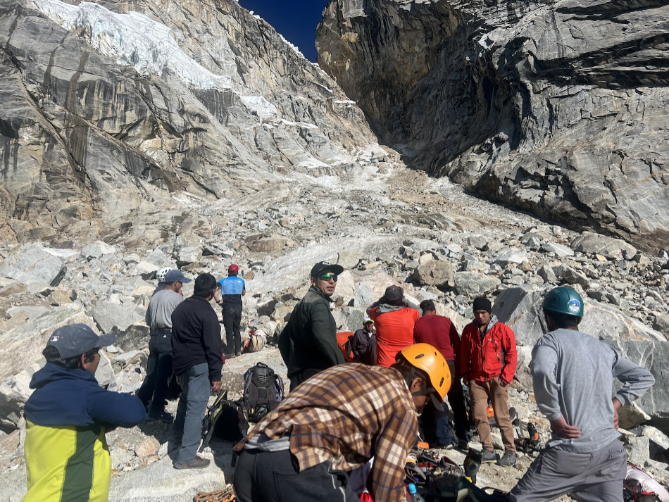 Iker Pou, Eneko Pou, Andes, Tomas Francini, Rescate, Cordillera Blanca