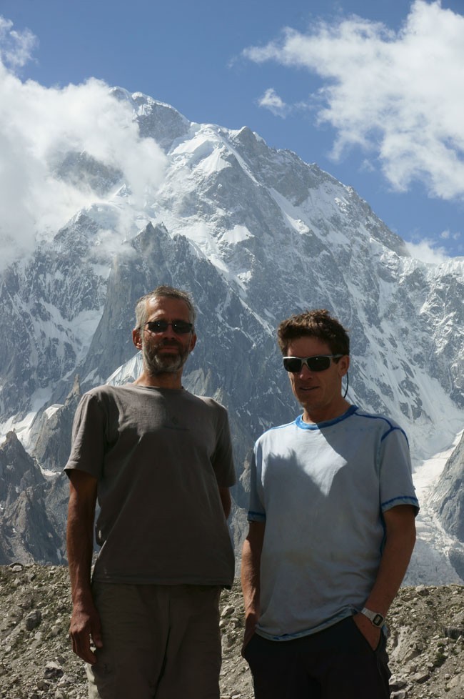 Raphael Slawinski e Ian Welsted, bajo el K6 Rapahel Slawinski