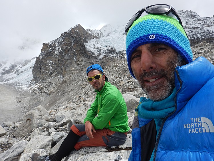 Ángel Luis Salamanca y Joao García en el Khumbu