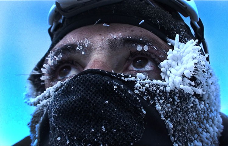 Alex Txikon, a más de 7000m en el Gasherbrum invernal. Foto: Alex Txikon,Cuadernos Técnicos Barrabes