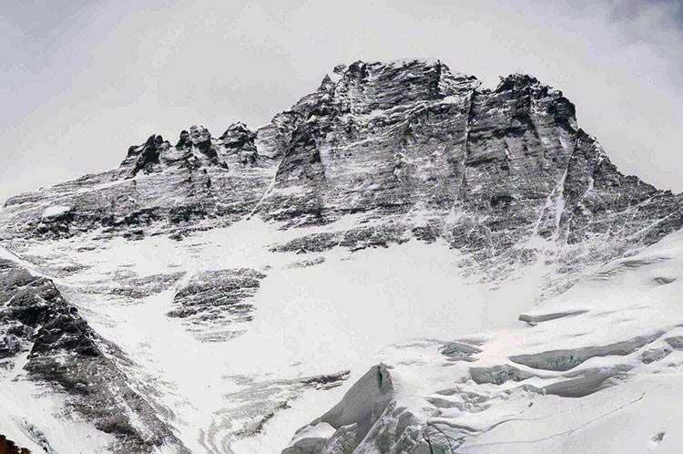 Javier Camacho, cima del Lhotse desde campo 1 de Pumori