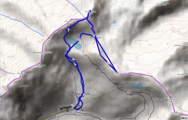 Ascensión y descenso al Pico de los Monjes, esquí de travesía