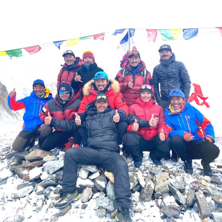 El equipo al completo, de regreso al campo base. Foto: Chhang Dawa Sherpa, Seven Summit Treks