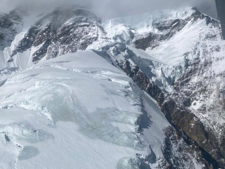 Imágenes de las zonas altas del K2 desde el helicóptero. Foto: Chhang Dawa Sherpa Imágenes de las zonas altas del K2 desde el helicóptero. Foto: Chhang Dawa Sherpa
