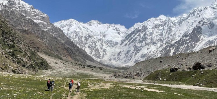 Hacia el campo 1 en el Nanga Parbat. Foto: Expedición Club Alpino Ama Dablam