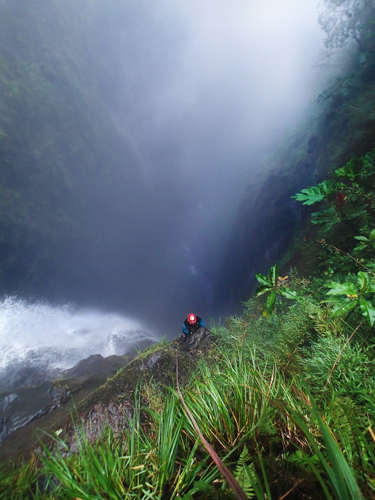 Cabecera de la cascada de 110 metros de la Quebrada Bramadero Alto
