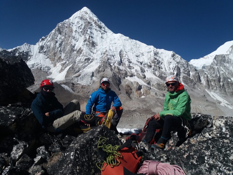 El equipo en el Everest. Foto: FB Jean-Marc Demoz