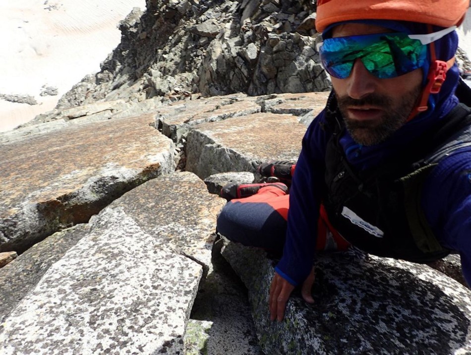 Jonatan Gracía, encadenamiento Salenques-Llosas-Allba. Foto: Jonatan García Jonatan Gracía, encadenamiento Salenques-Llosas-Allba. Foto: Jonatan García