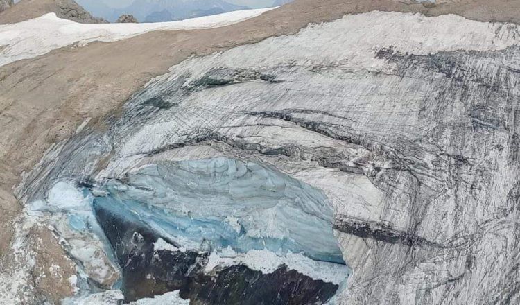 Desprendimiento del glaciar de la Marmolada. Foto: Corpo nazionale di socorso alpino