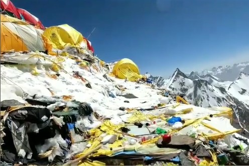 Campo 2 del K2, 6 días después de la cima masiva del 22 de julio. Foto: Flor Cuenca