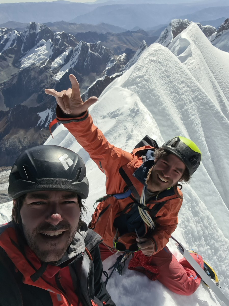 Ànima Corall, nueva vía de Bru Busom y Marc Toralles en Siula Grande. Foto: Toralles-Busom