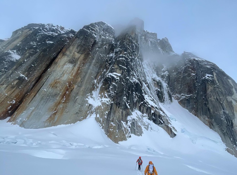 Cornell, Marvell y Rousseau, apertura en Mount Dickey. Foto: IG Alan Rousseau Cornell, Marvell y Rousseau, apertura en Mount Dickey. Foto: IG Alan Rousseau