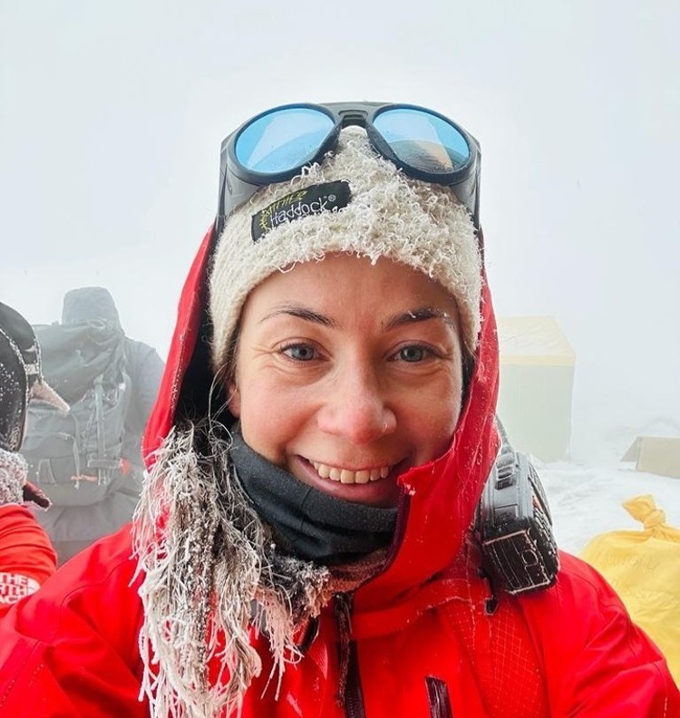 Kristin Harila, doble cima en el día Everest-Lhotse. Foto: Kristin Harila