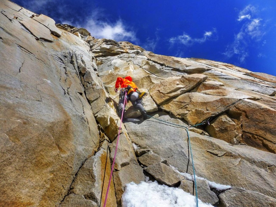 En el Bhagirathi III. Foto: Urabain, de La Torre, Rubén Pérez y Kammerlande