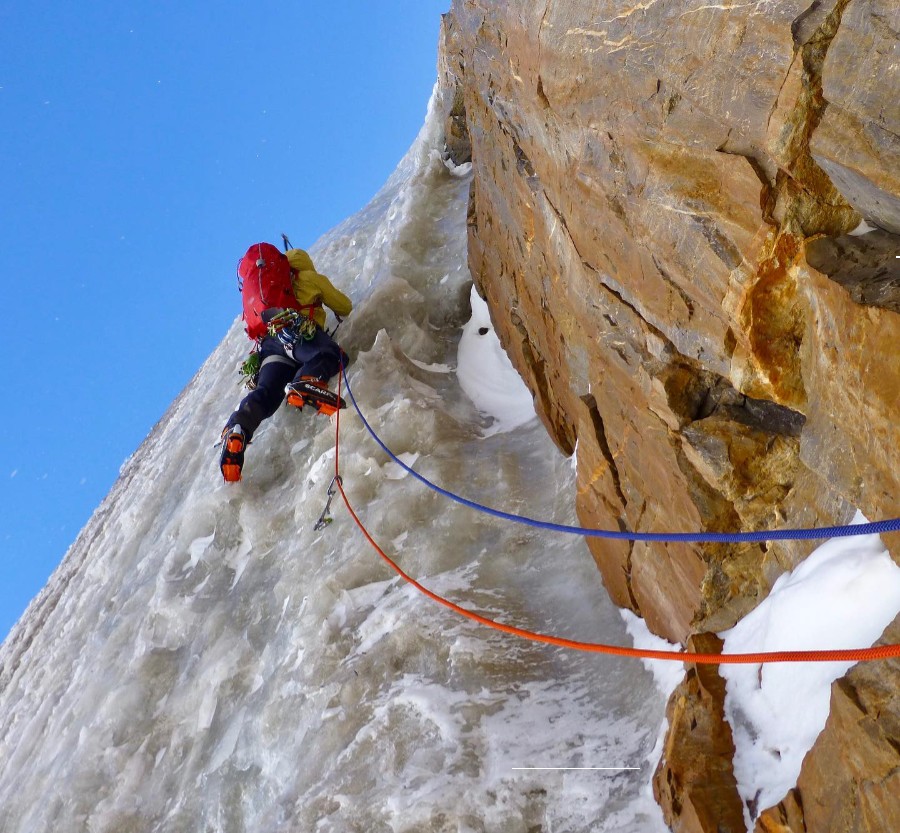 Trophy Hunt, apertura en Pik Alpinist, Steadman, Vilhauer y Timpano. Foto: FB Dane Steadman