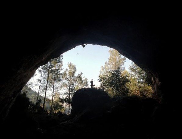 Cova Negra desde dentro. Foto: destinoclimbing