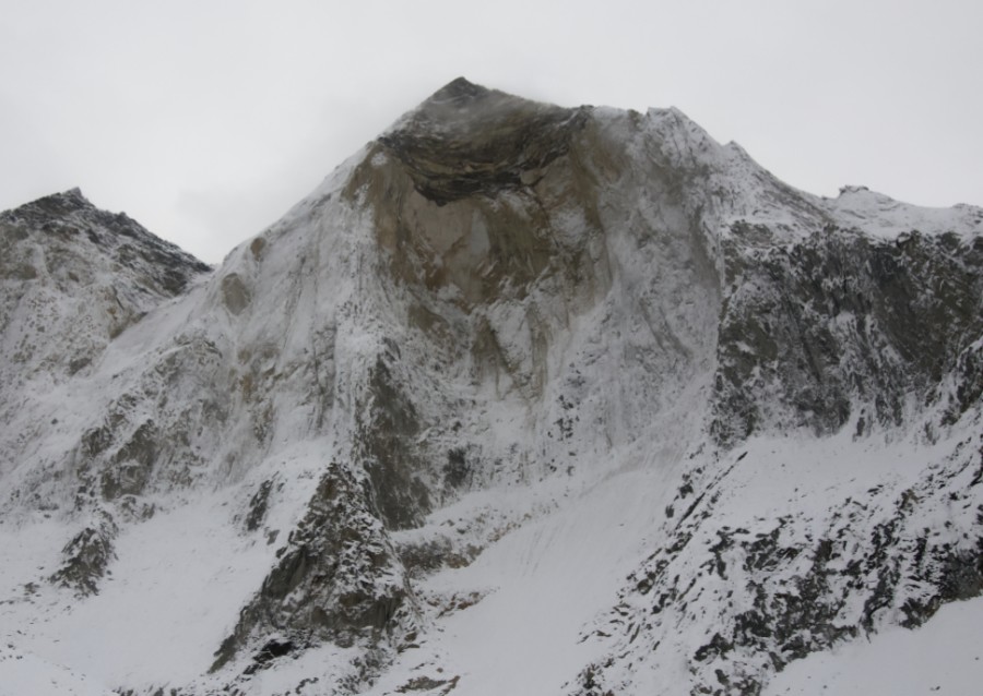 Nieve en el Bhagirathi III. Foto: Expedición Bhagirathi III