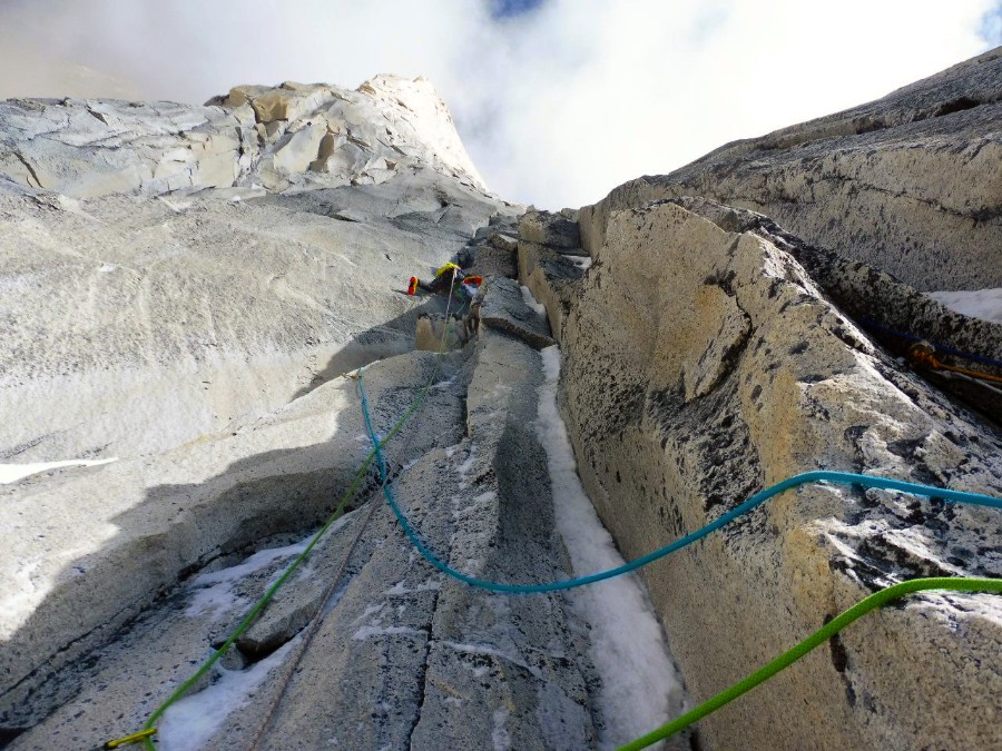 Rubén, escalada mixta. Foto: Expedición Bhagirathi III