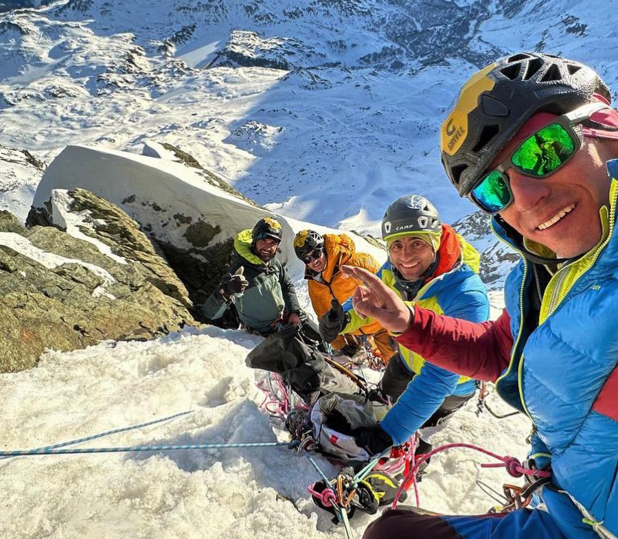 Cazzanelli, Farina, Perruquet y Stradelli, apertura en el Matterhorn. Foto: Col. Cazzanelli