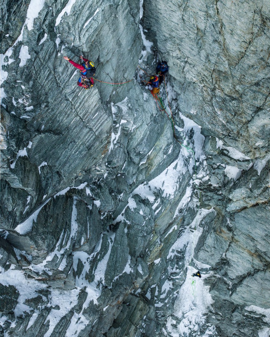 Cazzanelli, Farina, Perruquet y Stradelli, apertura en el Matterhorn. Foto: Col. Cazzanelli