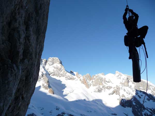 Óscar Palacios, Álvaro Novellón