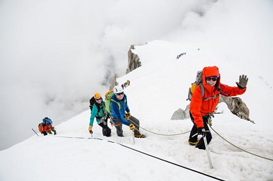 400 participantes de 200 países. Chamonix acoge la 3ª Arc'teryx Alpine Academy