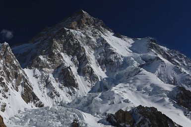 El alpinista Miguel Ángel Pérez fallece en el K2