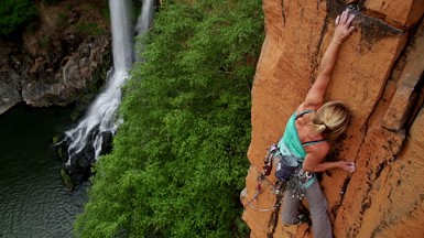 Video-trailer. “Africa Fusion”, Alex Honnold y Hazel Findlay, viaje y escalada en Namibia y Sudáfrica