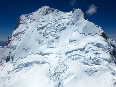 Yerupajá Grande, 6.634m, 2ª montaña más alta de Perú; 1ª cumbre en 11 años, para Nathan Heald y Luis Crispín; 1.200m, ED/ED+