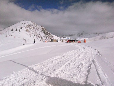 Tras la nevada. Así amanecía hoy en el Pirineo. Y video sobre la espera y el disfrute de las primeras nieves