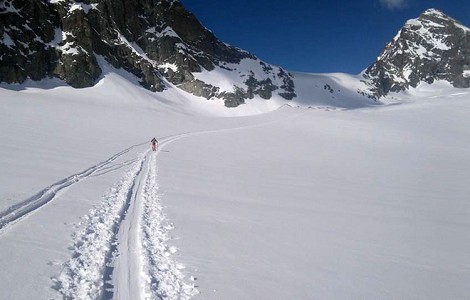 Chamonix-Zermatt con esquís, nuevo récord, 16:35h