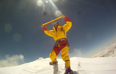 Horia Colibasanu, cima en el Everest, sin oxígeno