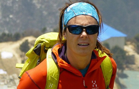 Edurne Pasabán vuelve al Himalaya con un equipo de 4 mujeres nepalesas
