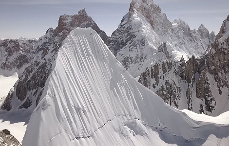 Película completa: Zabardast, Alpinismo y Freeride en el corazón del Karakorum