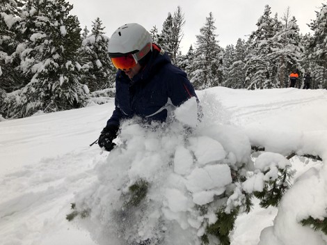 Cómo elegir tu casco de esquí alpino