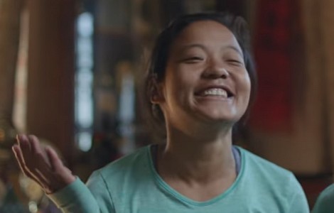 Video-documental. Mira Rai, de una aldea nepalesa y la guerrilla a vencer en el Maratón de Mont Blanc. La corredora mas feliz del mundo