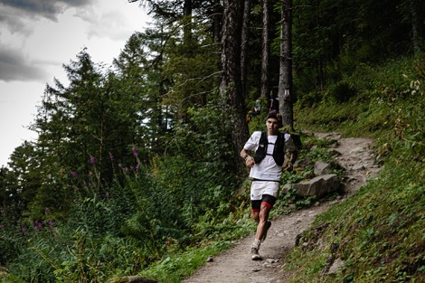 Pau Capell, Ultra Trail del Mont Blanc en solitario; 21 horas y 17 minutos