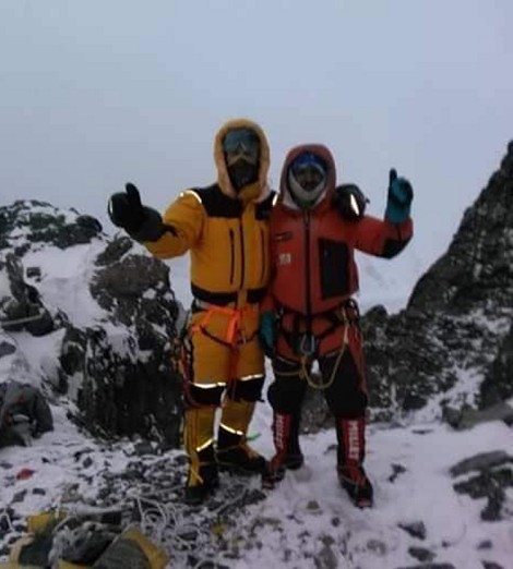 K2 invernal: Ali Sadpara y John Snorri superan los 6.000m e instalan el campo 1