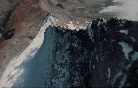 Video: la arista Hörnli al Matterhorn: escalada y descenso a vista de dron